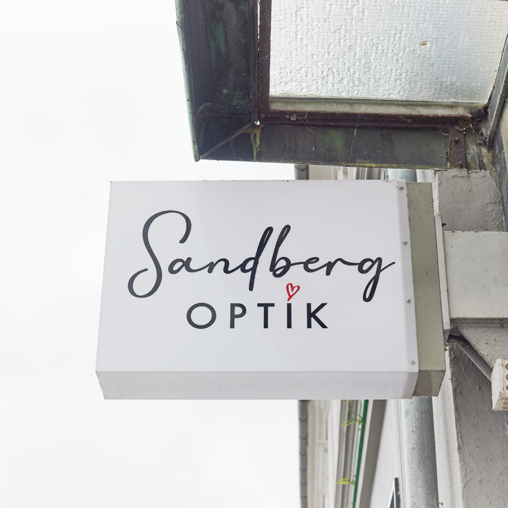 Sandberg optik facadesklt på Jægersborg Alle